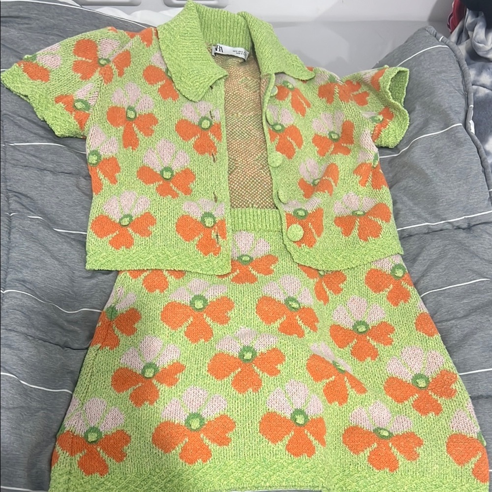 Zara Green and Orange Knit Set